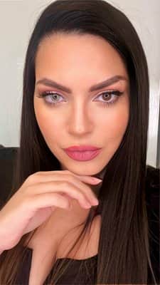 עדשות גוון-Ligh Green