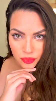 עדשות גוון- Olive Green